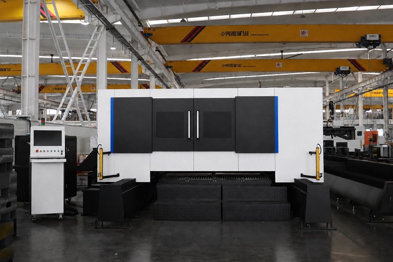 Por que usar uma máquina de corte de feixe surround de grande formato? Por que usar uma máquina de corte de feixe surround de grande formato?